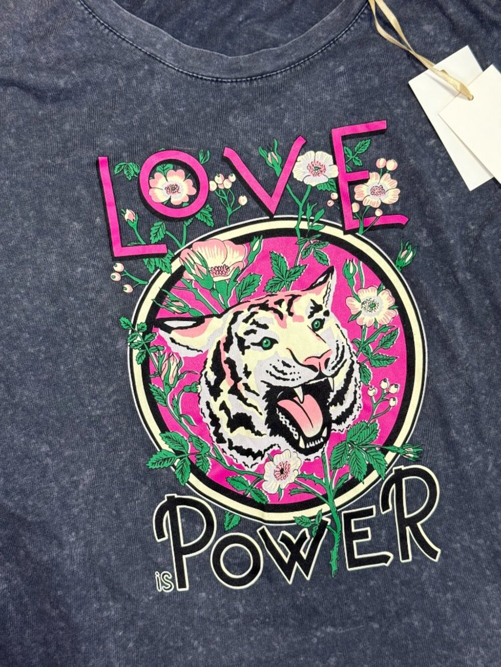 Firstage Firenze Love Is Power Tiger Graphic Tee NWT Cotton Small Oversized - Picture 2 of 5
